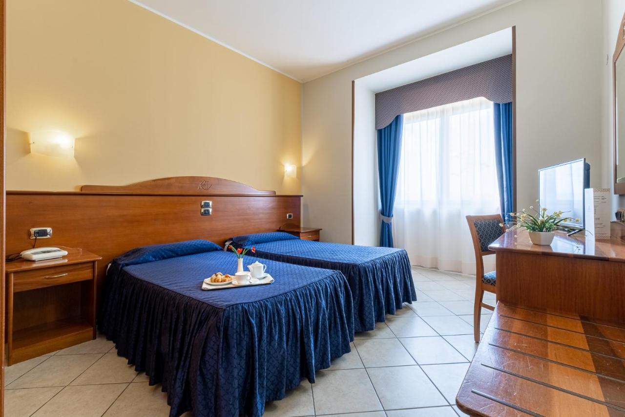 סירקוזה Hotel Relax מראה חיצוני תמונה