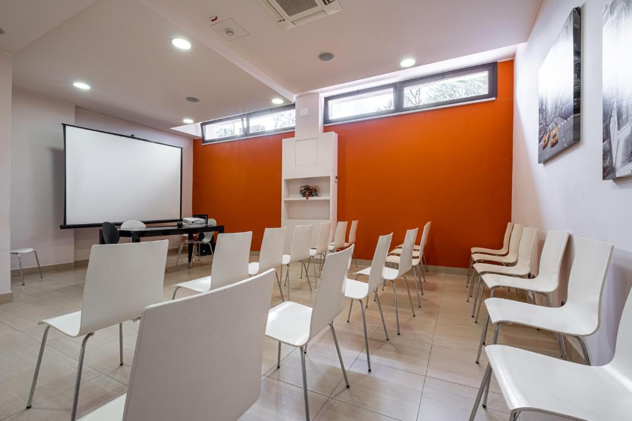 סירקוזה Hotel Relax מראה חיצוני תמונה