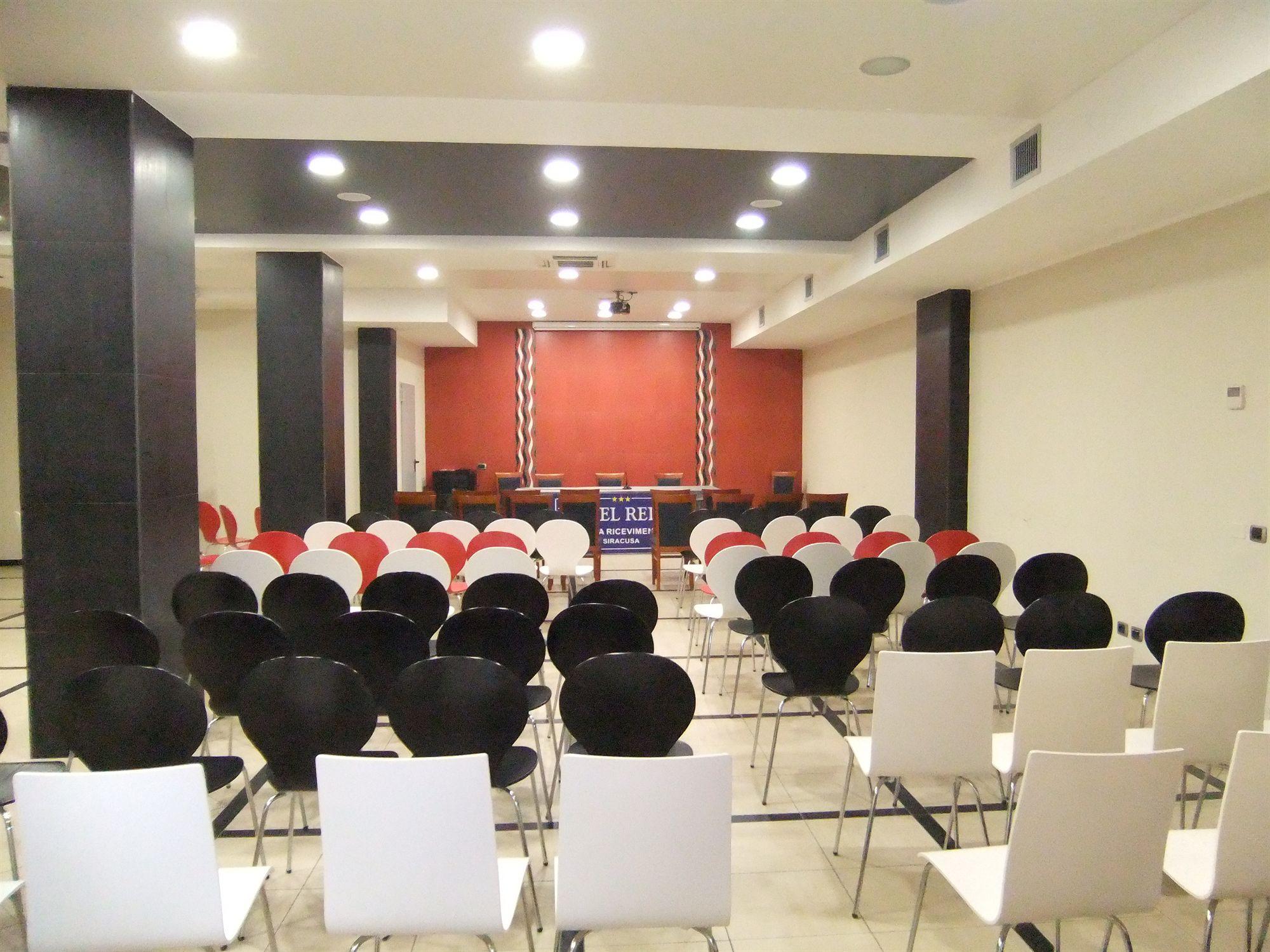 סירקוזה Hotel Relax מראה חיצוני תמונה