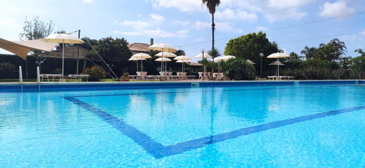 סירקוזה Hotel Relax מראה חיצוני תמונה